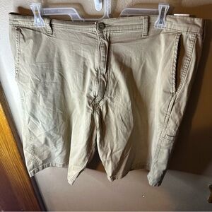 Mens Wrangler Cargo Khaki Shorts Size 40R